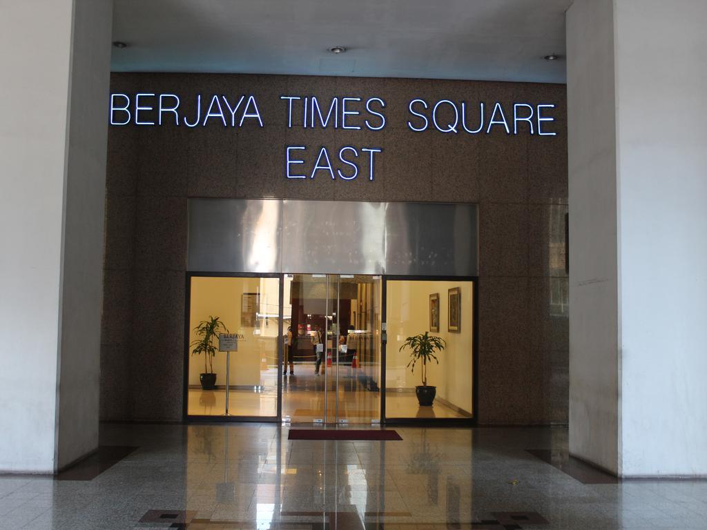 Luxy Service Suites At Times Square Kl Kuala Lumpur Exterior photo